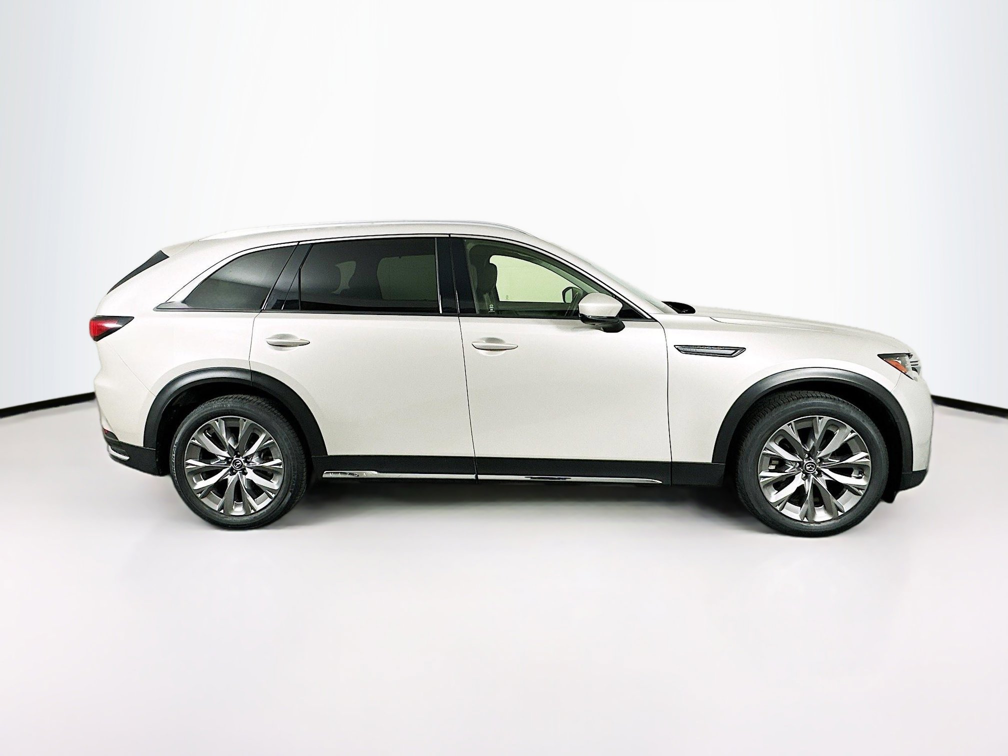 Used 2024 MAZDA CX-90 3.3 Turbo w/ Premium Package AWD/4WD image 10
