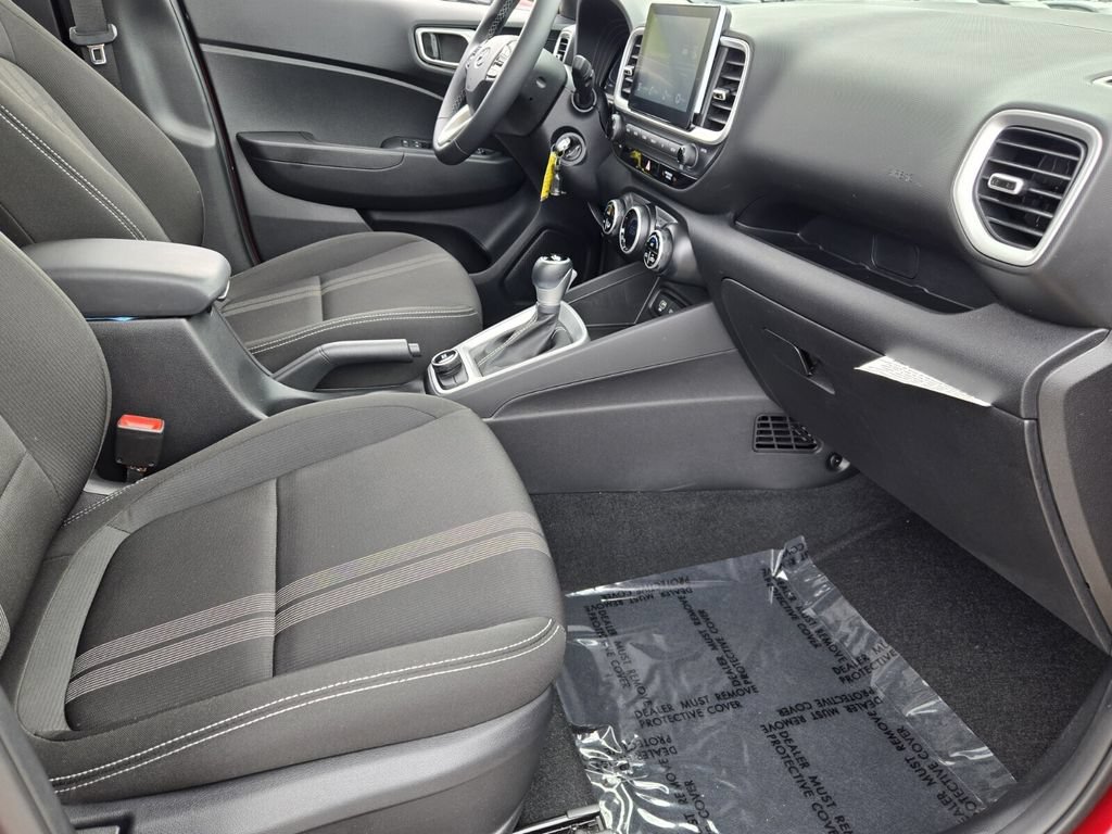 Certified 2023 Hyundai Venue SEL FWD image 16