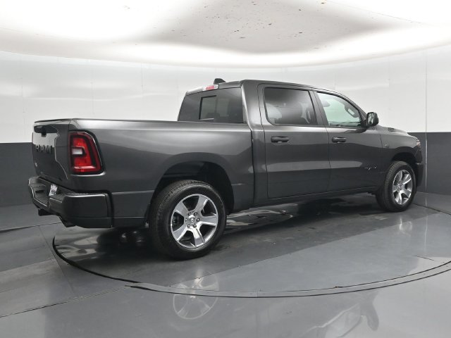 New 2027 RAM 1500 Express RWD image 3