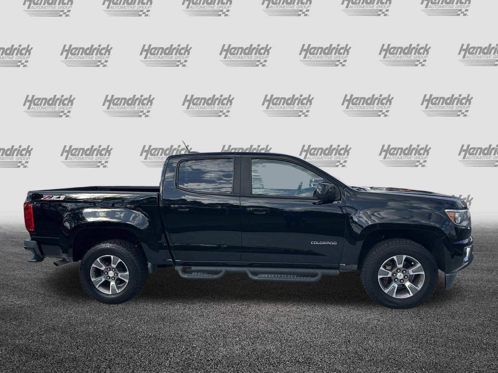 Used 2017 Chevrolet Colorado Z71 AWD/4WD image 11