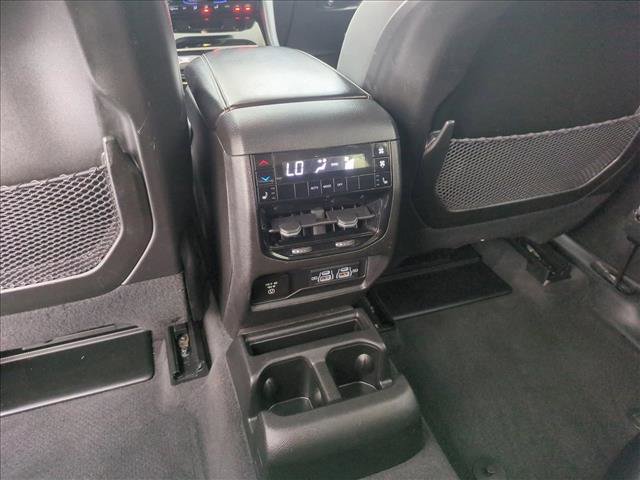 Used 2021 Jeep Grand Cherokee L Limited AWD/4WD image 19