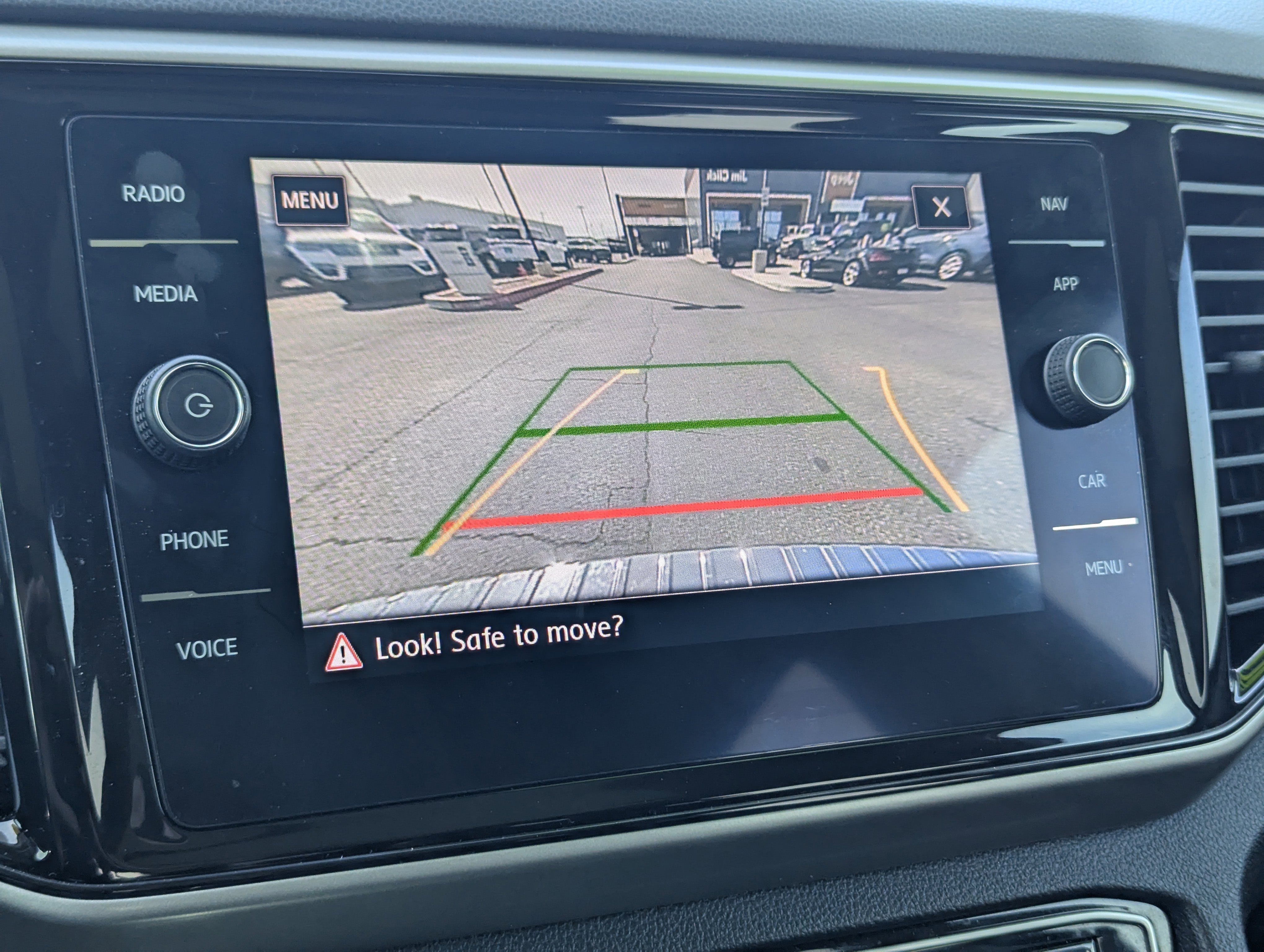 Used 2020 Volkswagen Atlas SEL R-Line image 12