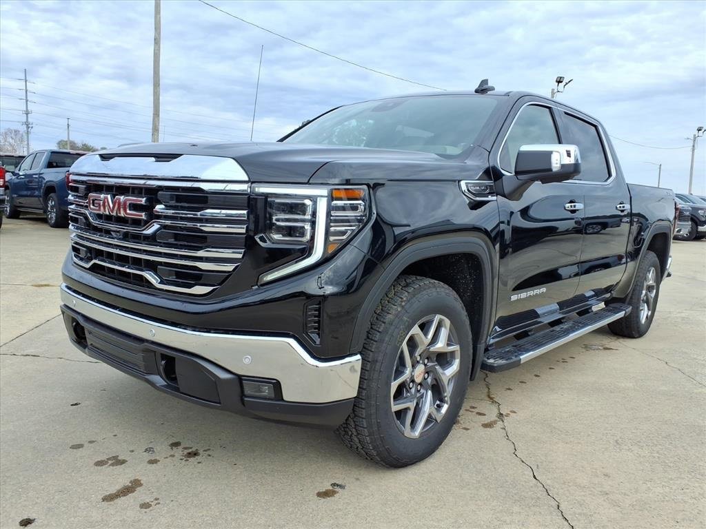 New 2026 GMC Sierra 1500 SLT w/ SLT Premium Package image 3