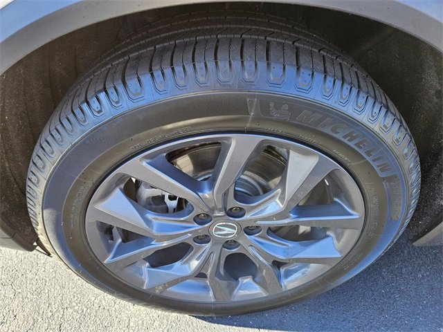 Used 2023 Acura MDX A-Spec image 19