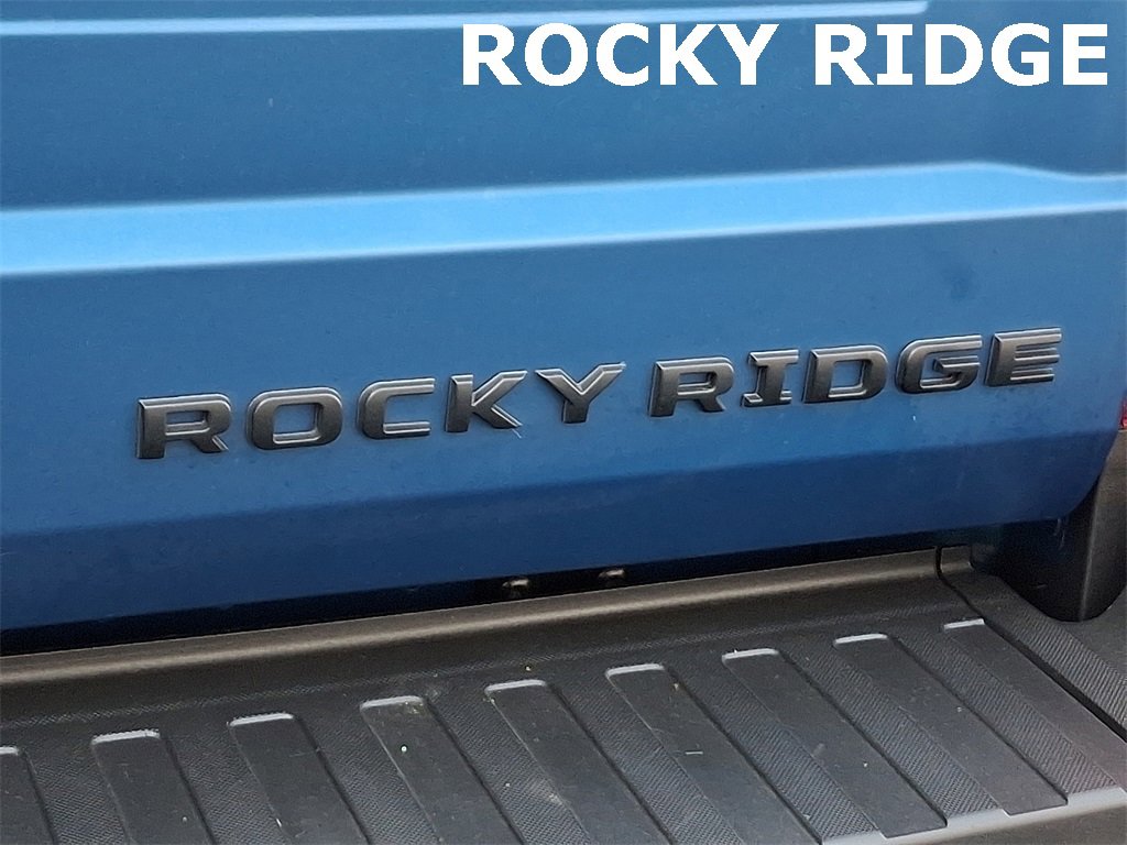 Used 2022 Ford F250 Lariat w/ Black Appearance Package image 30