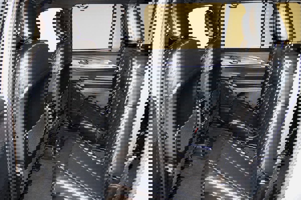 Used 2024 Jeep Grand Cherokee L Limited w/ Luxury Tech Group II image 49