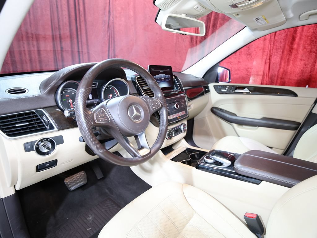 Used 2017 Mercedes-Benz GLS 450 4MATIC image 12