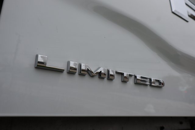 Used 2025 RAM 3500 Limited w/ Max Tow Package image 36