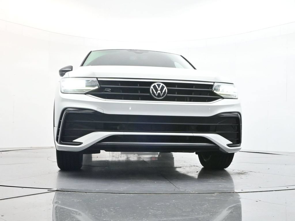 Used 2022 Volkswagen Tiguan SE R-Line FWD image 27