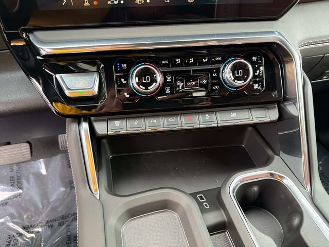 New 2026 GMC Sierra 3500 Denali Ultimate AWD/4WD image 25