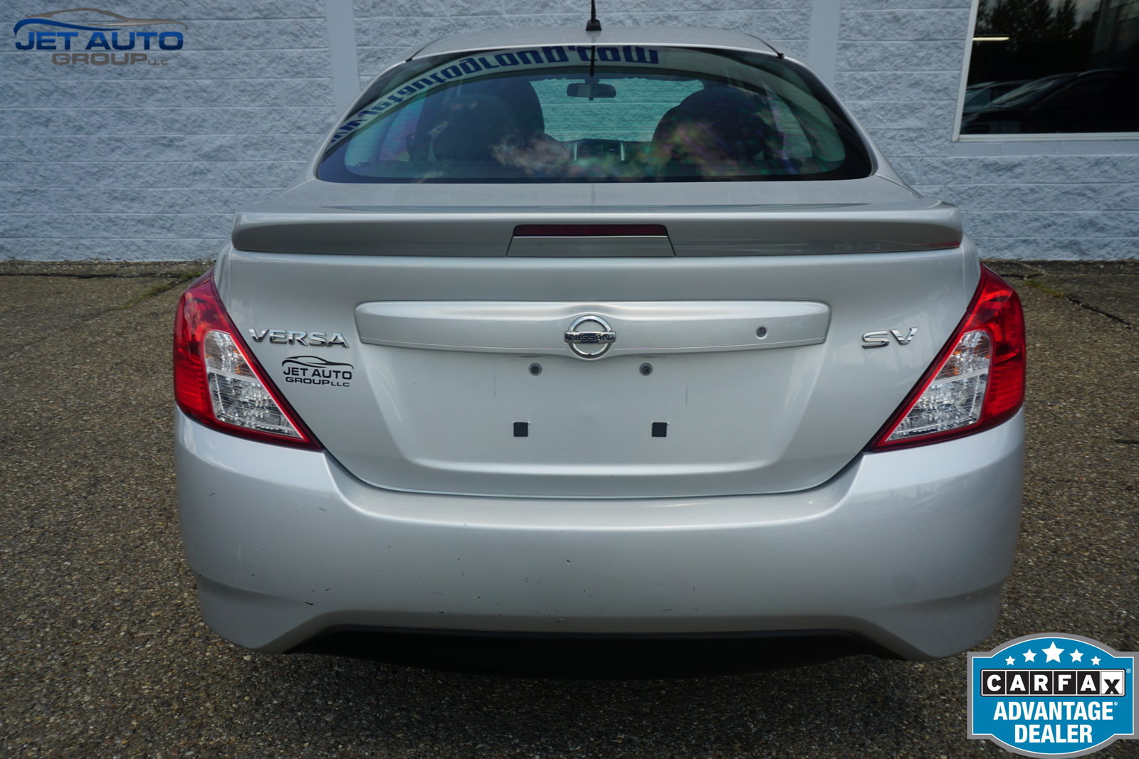 Used 2016 Nissan Versa SV w/ Fog Lights Package FWD image 15