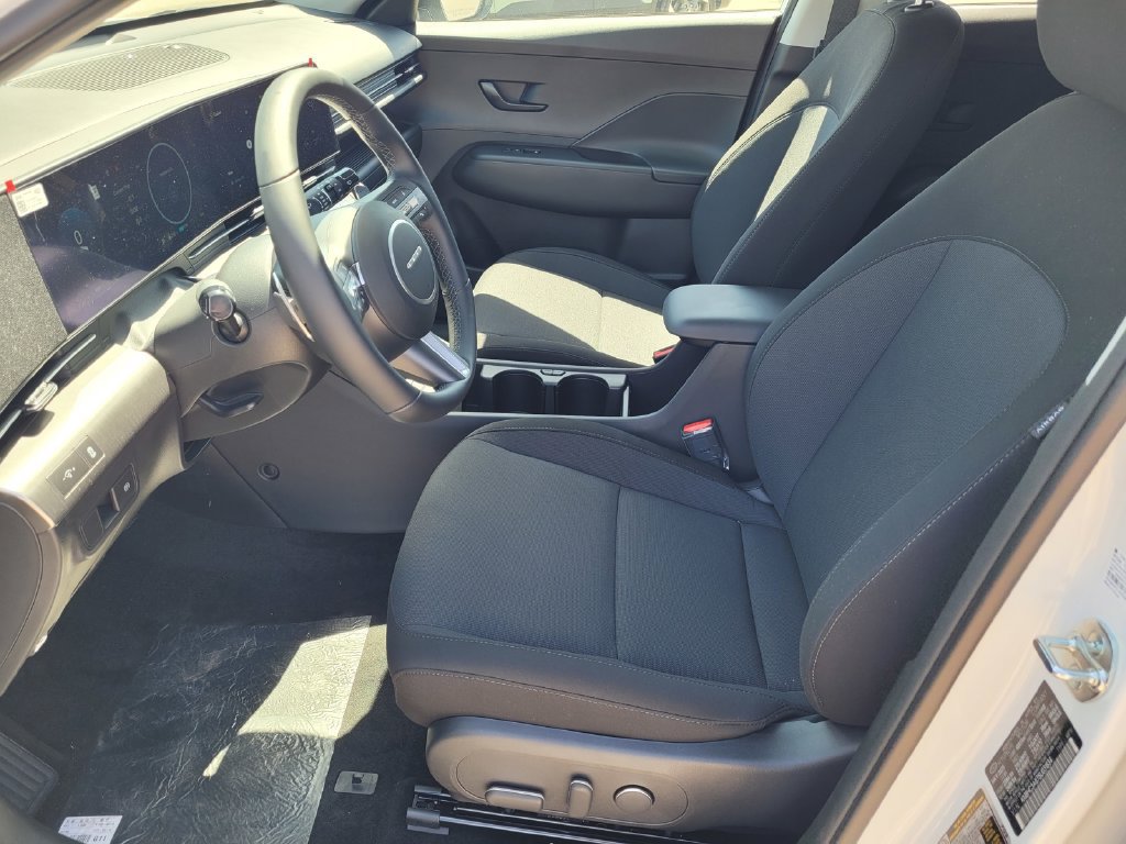 New 2025 Hyundai Kona SEL FWD image 8