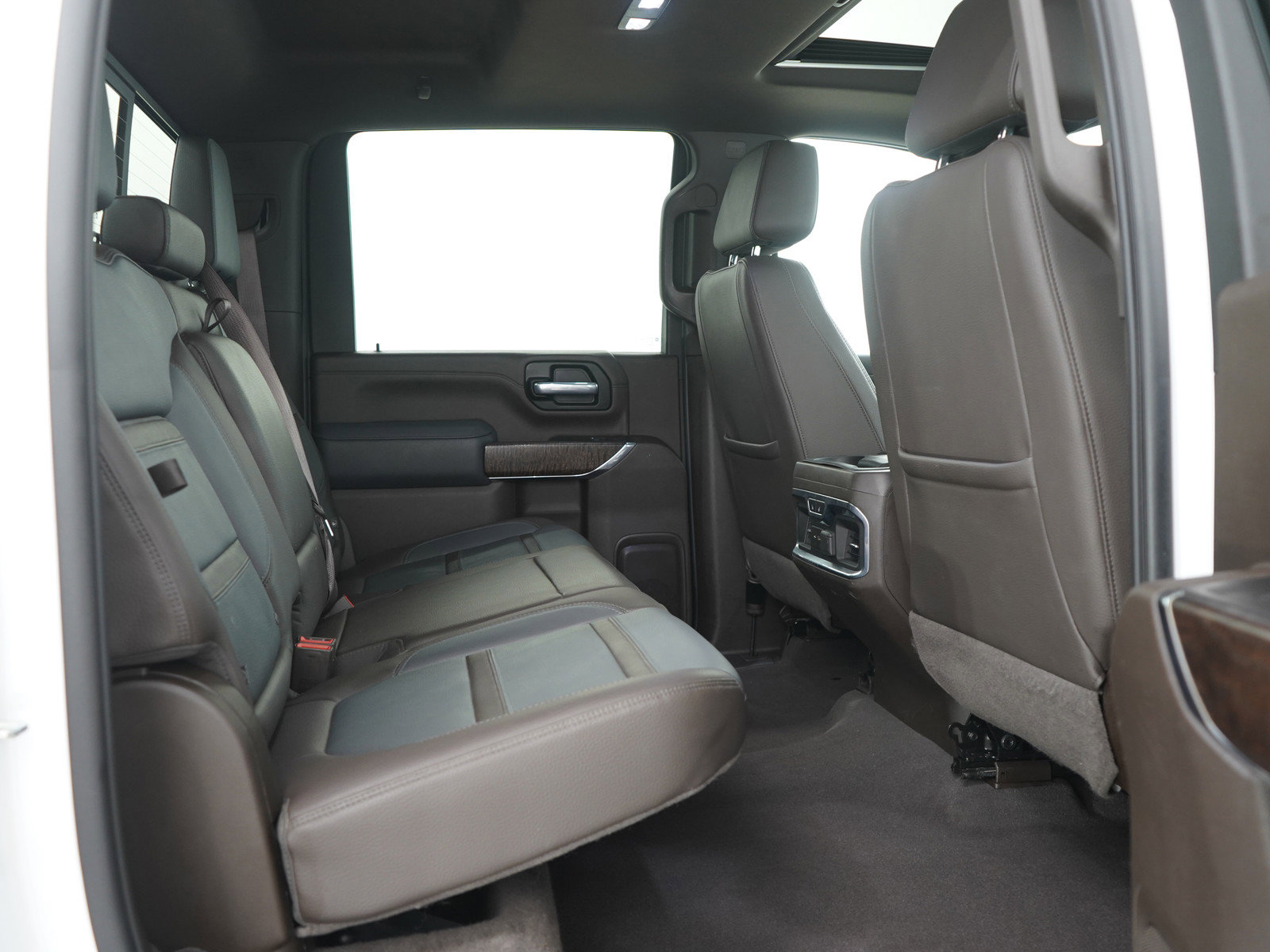 Used 2021 GMC Sierra 2500 Denali w/ Denali Ultimate Package image 11