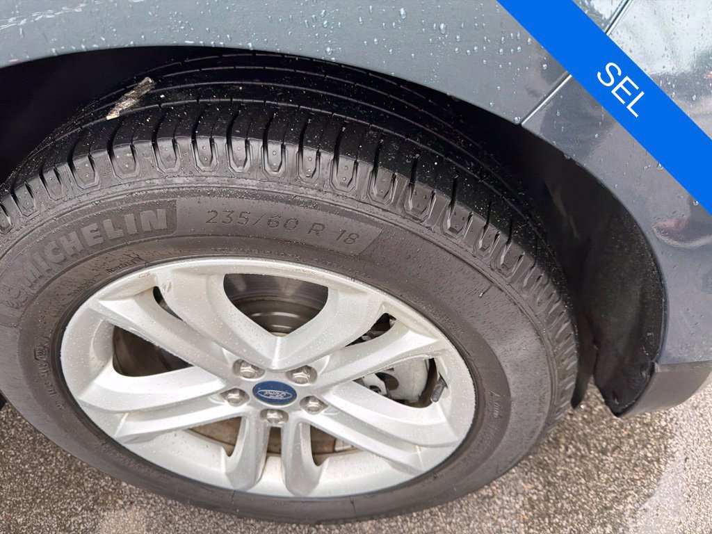 Used 2019 Ford Edge SEL w/ Equipment Group 201A AWD/4WD image 32