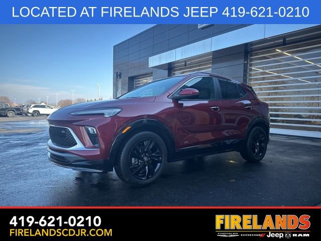 Used 2025 Buick Encore GX Sport Touring image 4