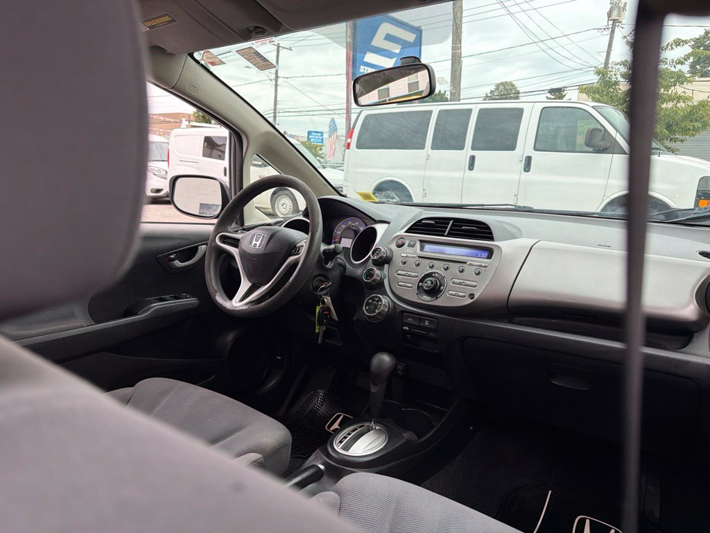 Used 2013 Honda Fit image 16