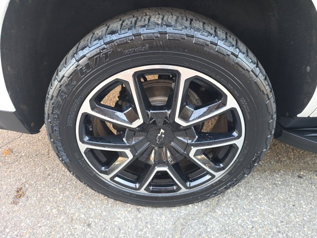 Used 2023 Chevrolet Tahoe RST w/ Luxury Package AWD/4WD image 16