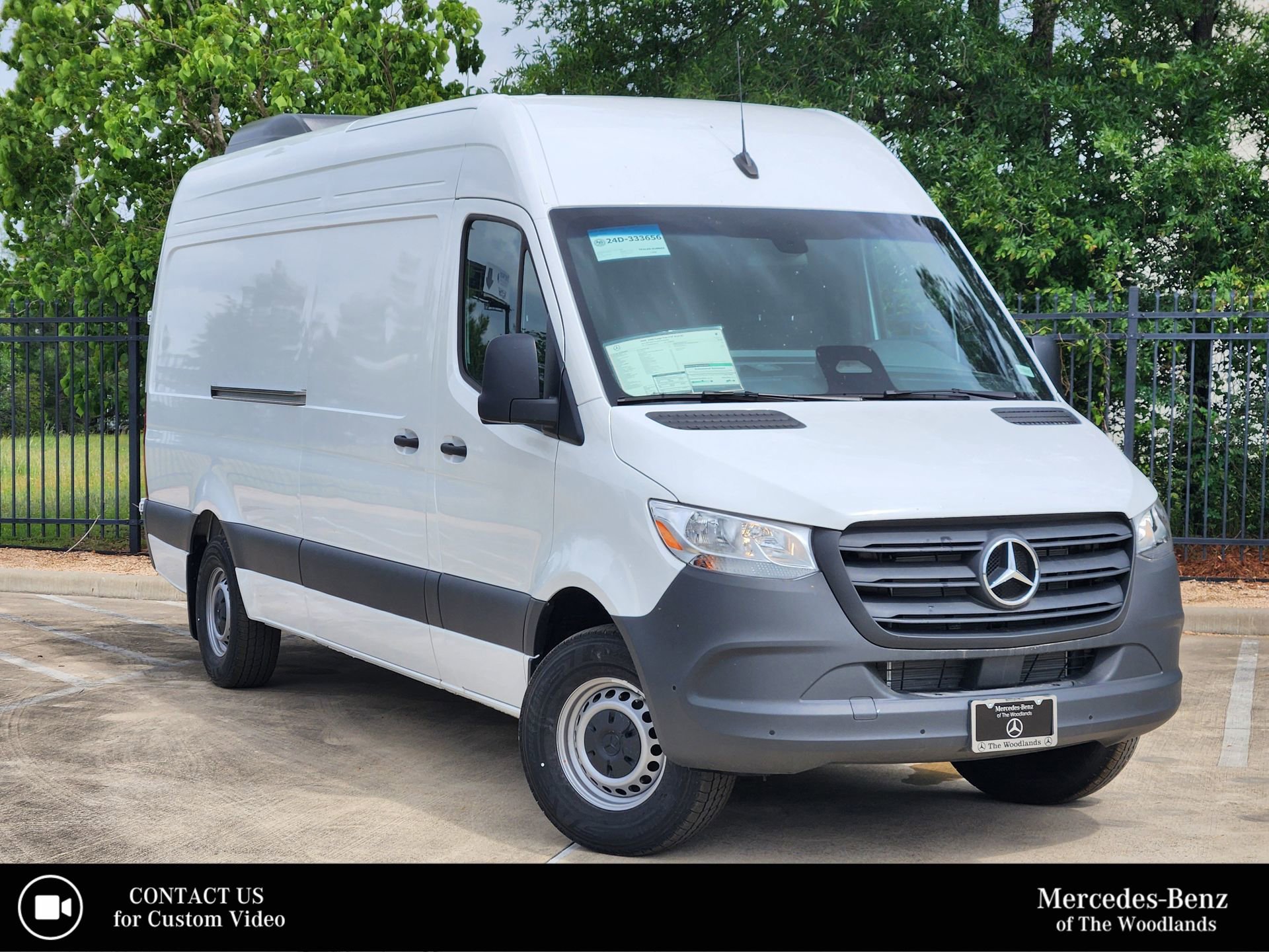 New 2025 Mercedes-Benz Sprinter 2500 image 1