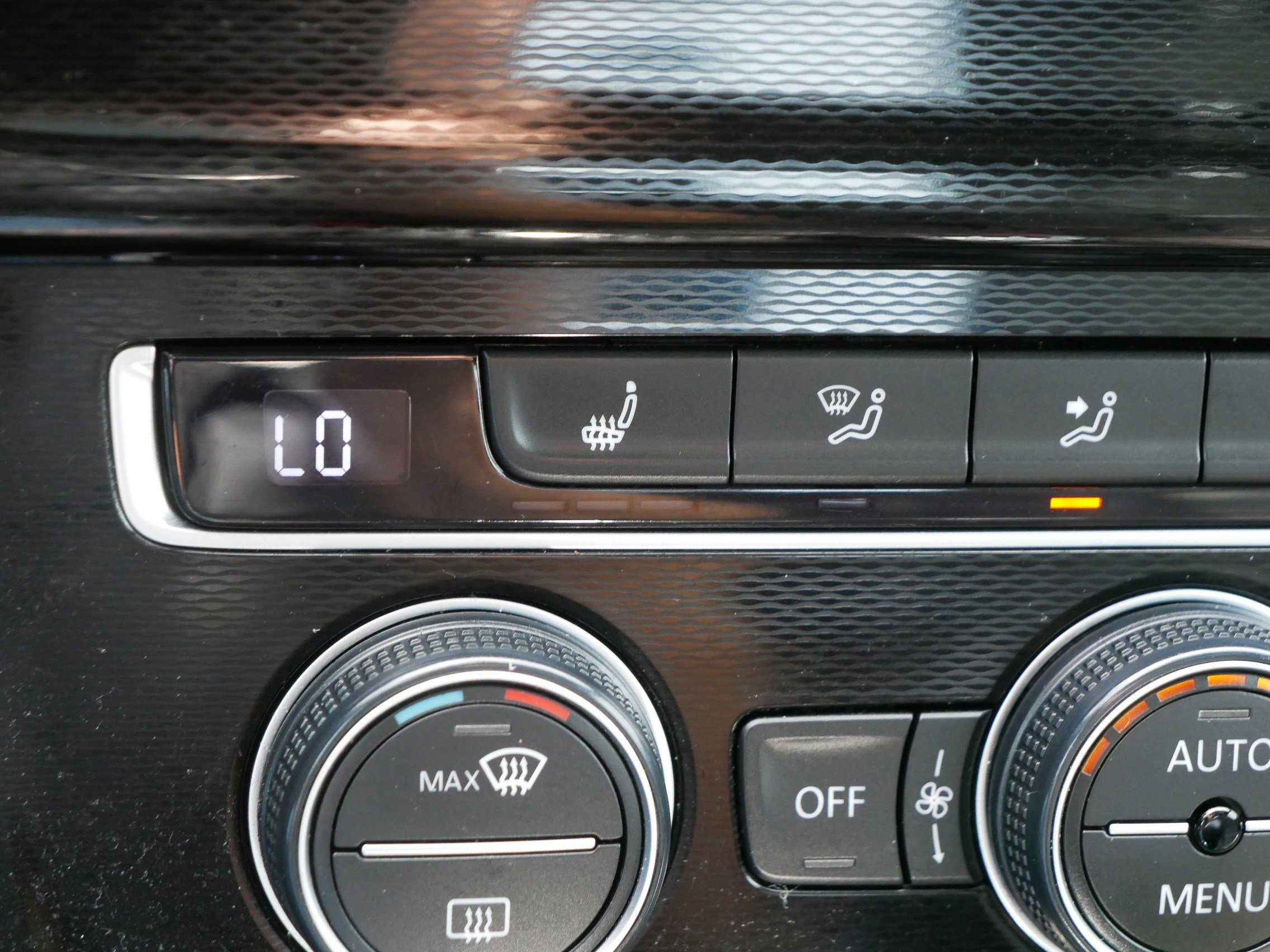 Used 2015 Volkswagen GTI S FWD image 28