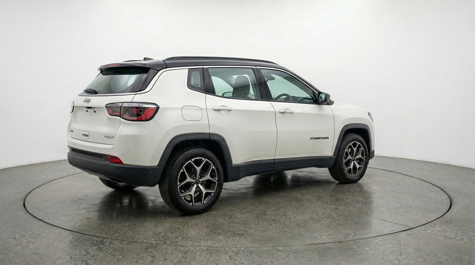 Used 2025 Jeep Compass Limited AWD/4WD image 9