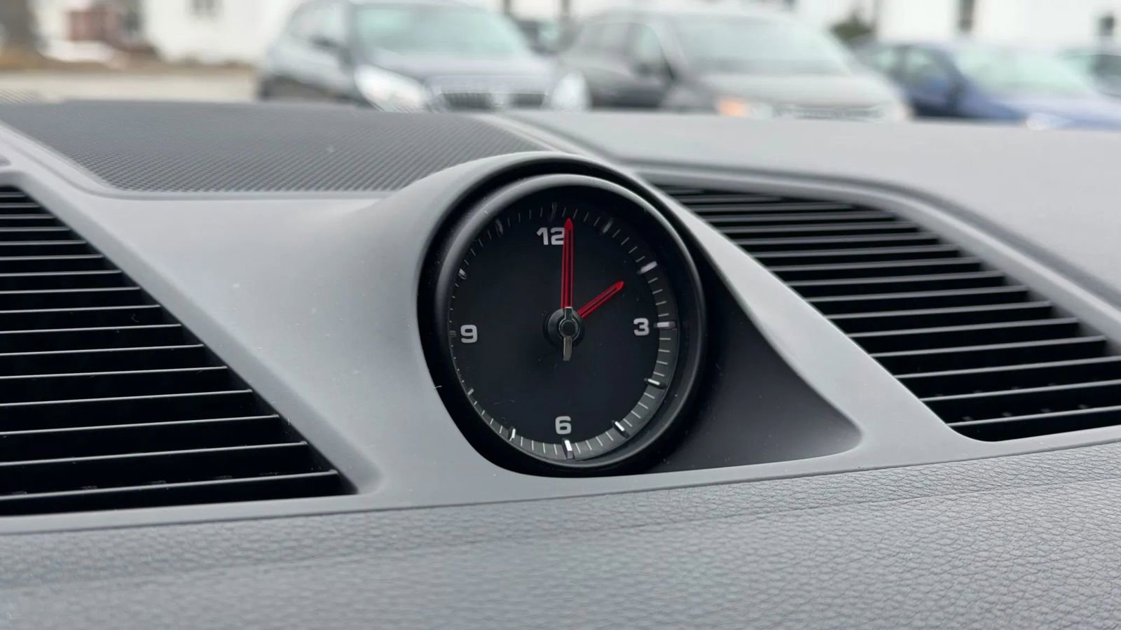 Used 2019 Porsche Cayenne S w/ Premium Plus Package image 41