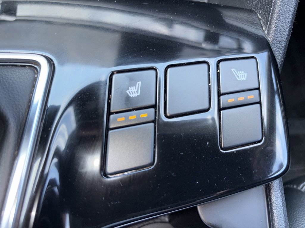 Used 2023 Kia Sportage EX FWD image 30