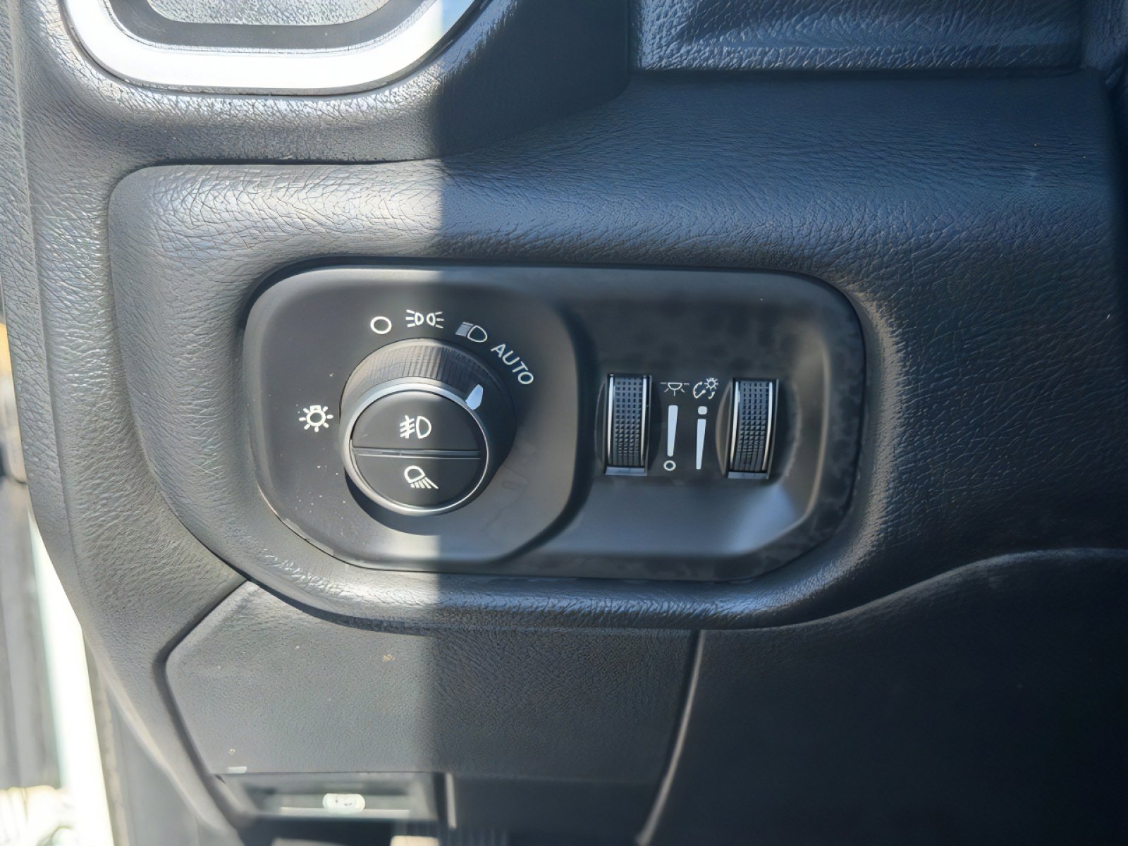 Used 2019 RAM 2500 Big Horn w/ Towing Technology Group image 19