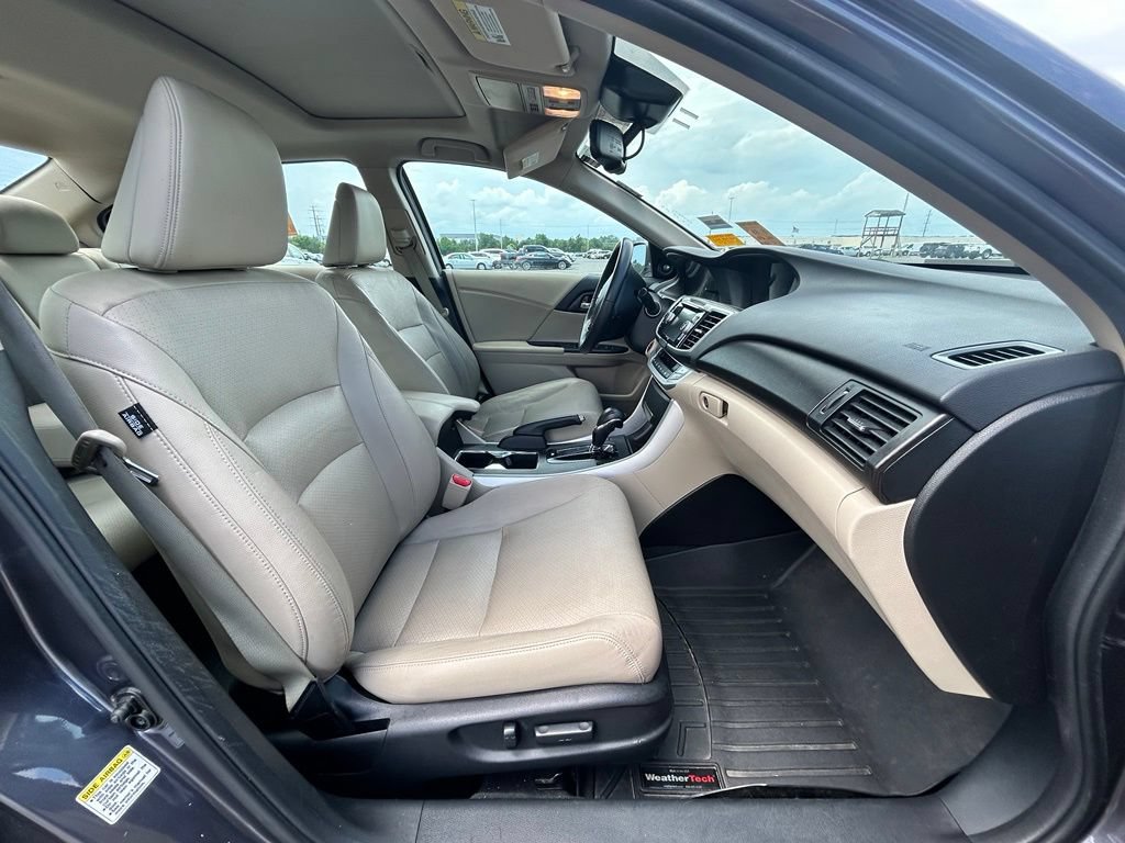Used 2015 Honda Accord EX-L image 12
