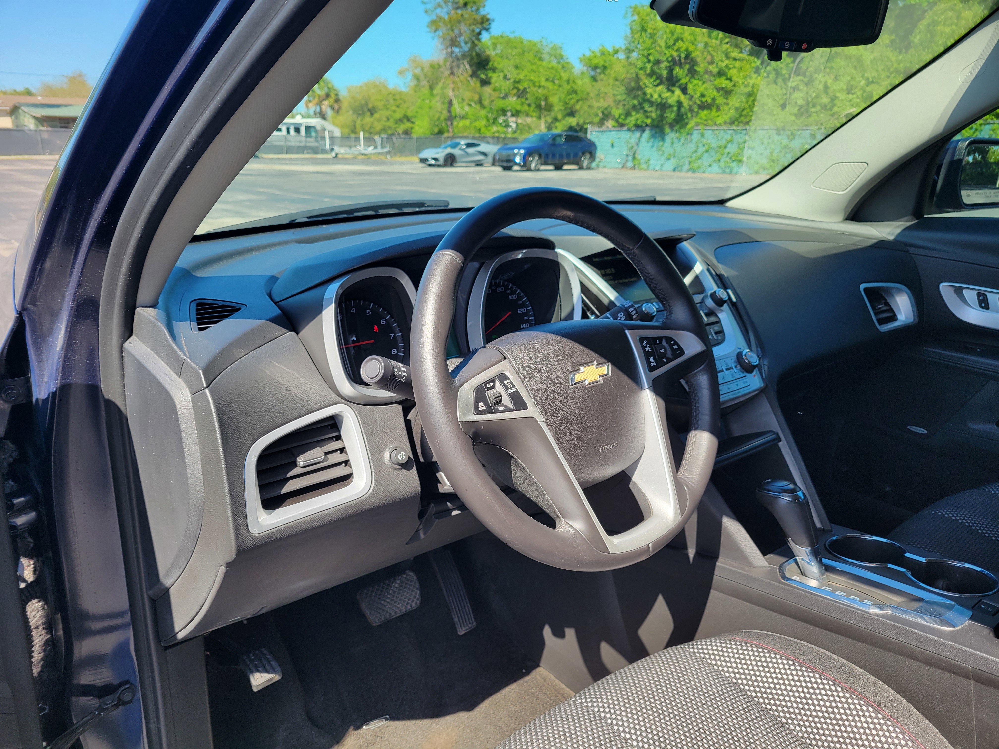 Used 2017 Chevrolet Equinox LT w/ Convenience Package FWD image 27
