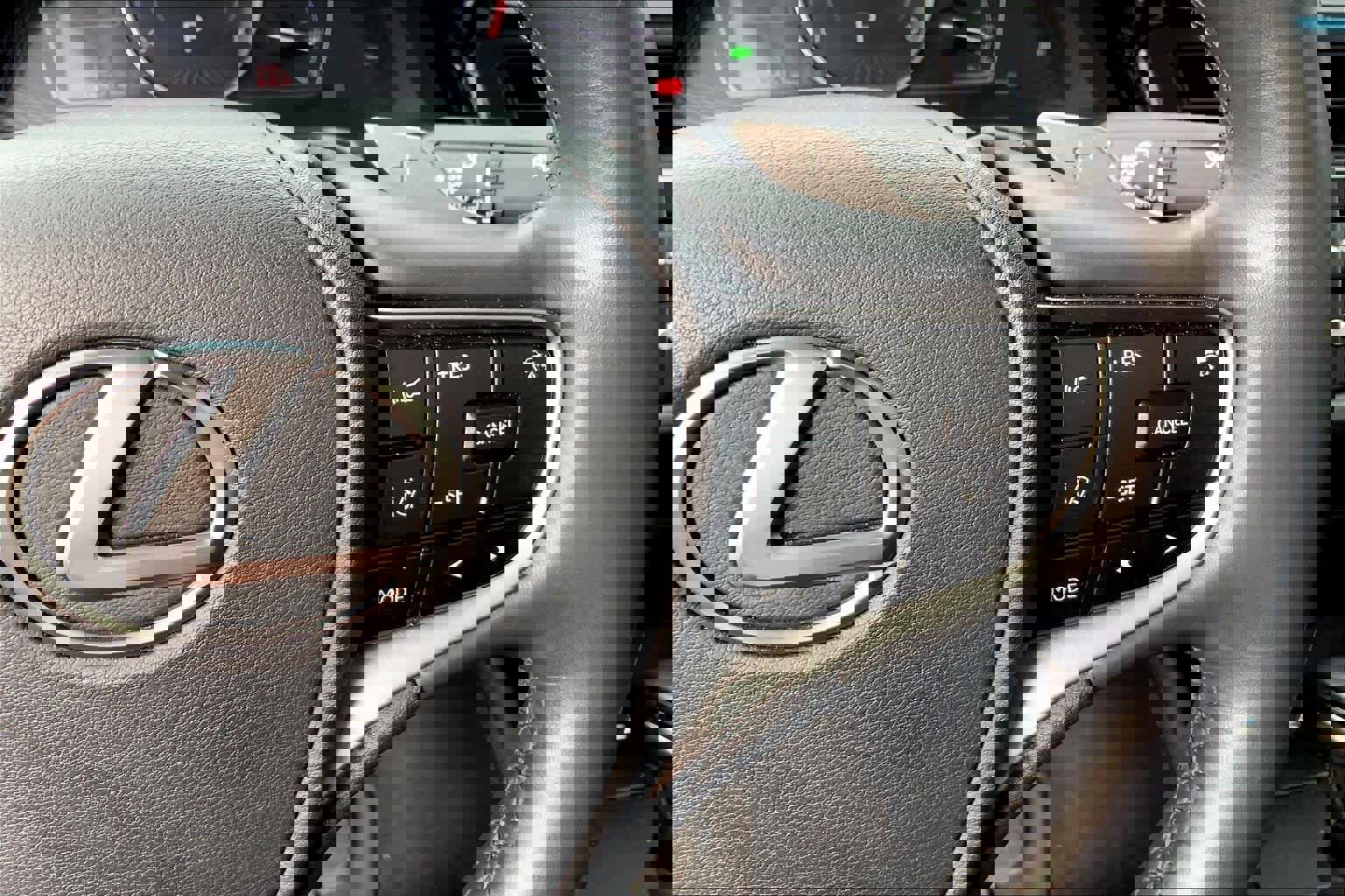 Certified 2024 Lexus ES 350 w/ Premium Package image 24