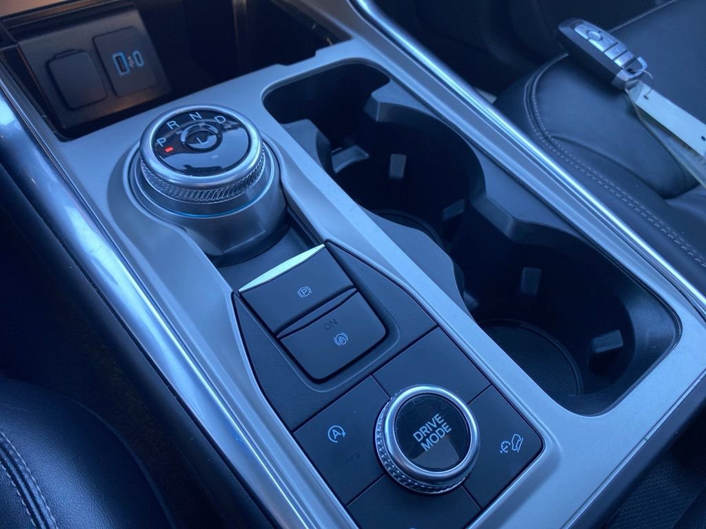 Used 2022 Ford Explorer XLT w/ Equipment Group 202A image 34