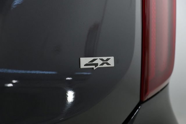 Used 2025 Kia Telluride S AWD/4WD image 13