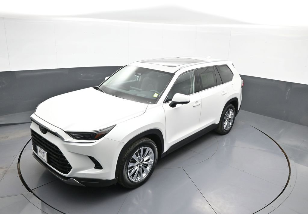 Certified 2024 Toyota Grand Highlander Platinum image 36