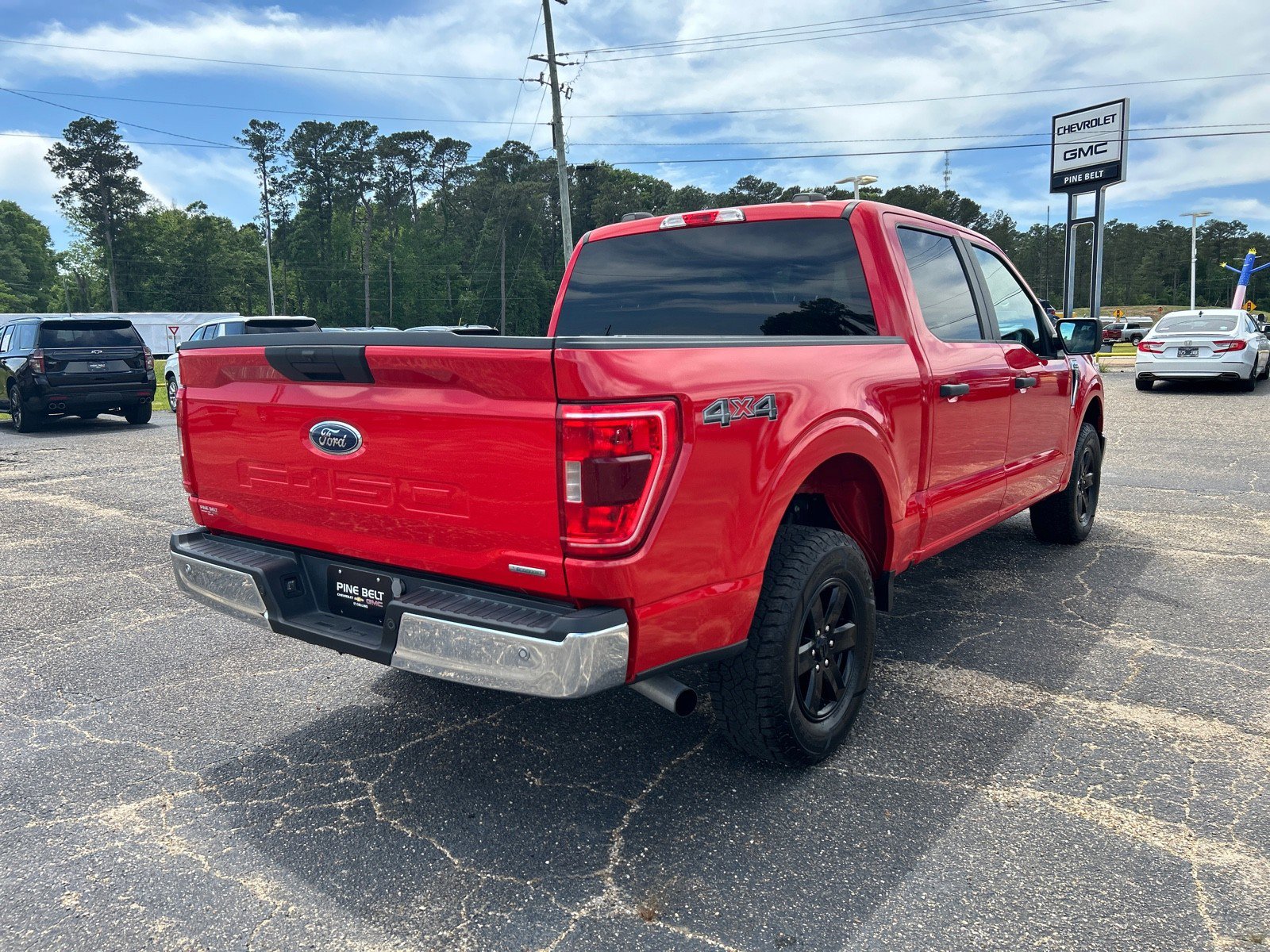 Used 2023 Ford F150 XLT AWD/4WD image 3