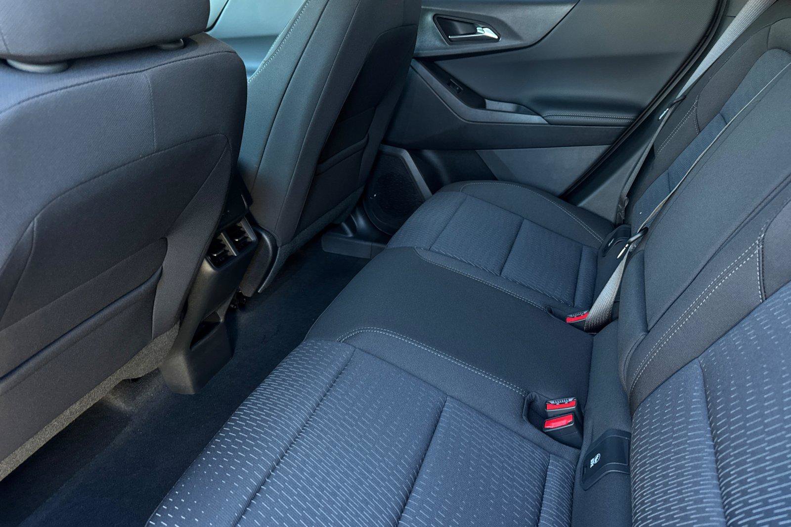 New 2026 Chevrolet Equinox LT w/ Midnight Edition FWD image 15