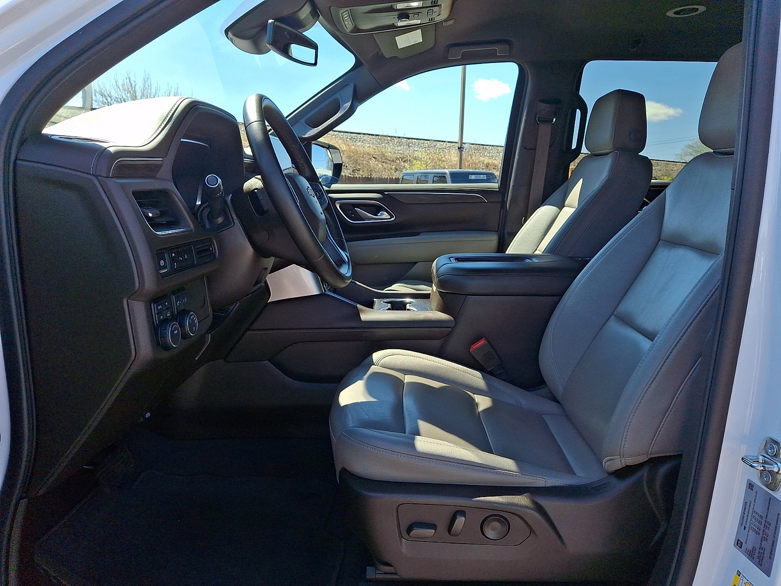 Used 2024 Chevrolet Tahoe LT image 14