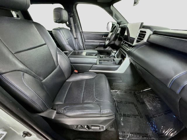 Used 2024 Toyota Tundra Platinum AWD/4WD image 28