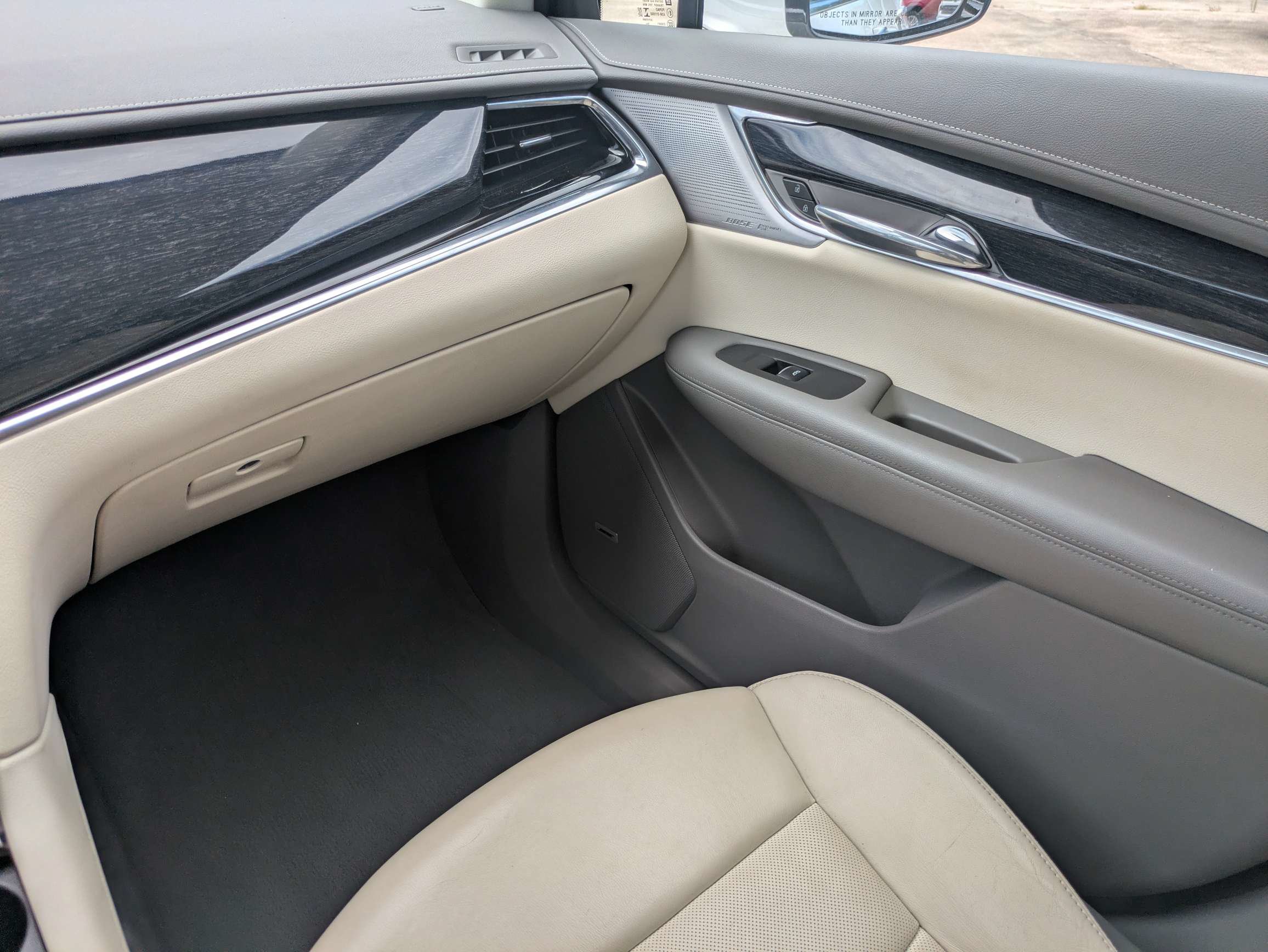 Certified 2023 Cadillac XT6 Premium Luxury AWD/4WD image 12