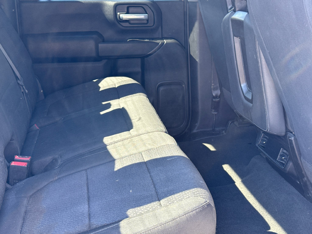 Used 2022 Chevrolet Silverado 2500 Custom w/ Custom Value Package AWD/4WD image 17