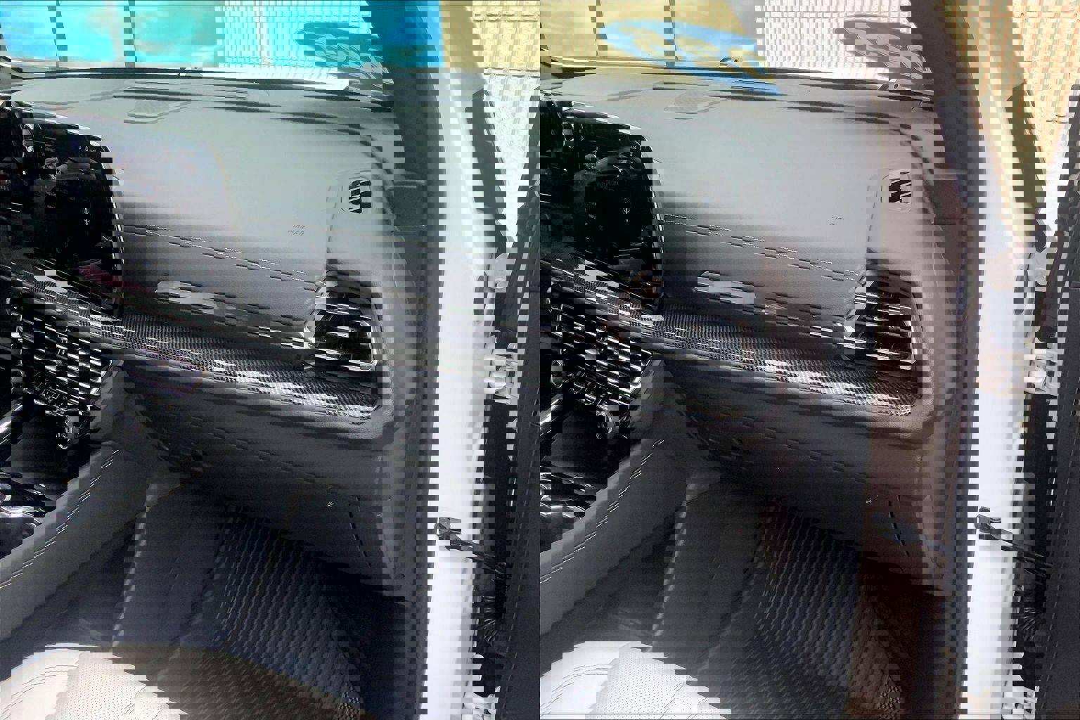 Used 2025 Chevrolet Traverse High Country image 16