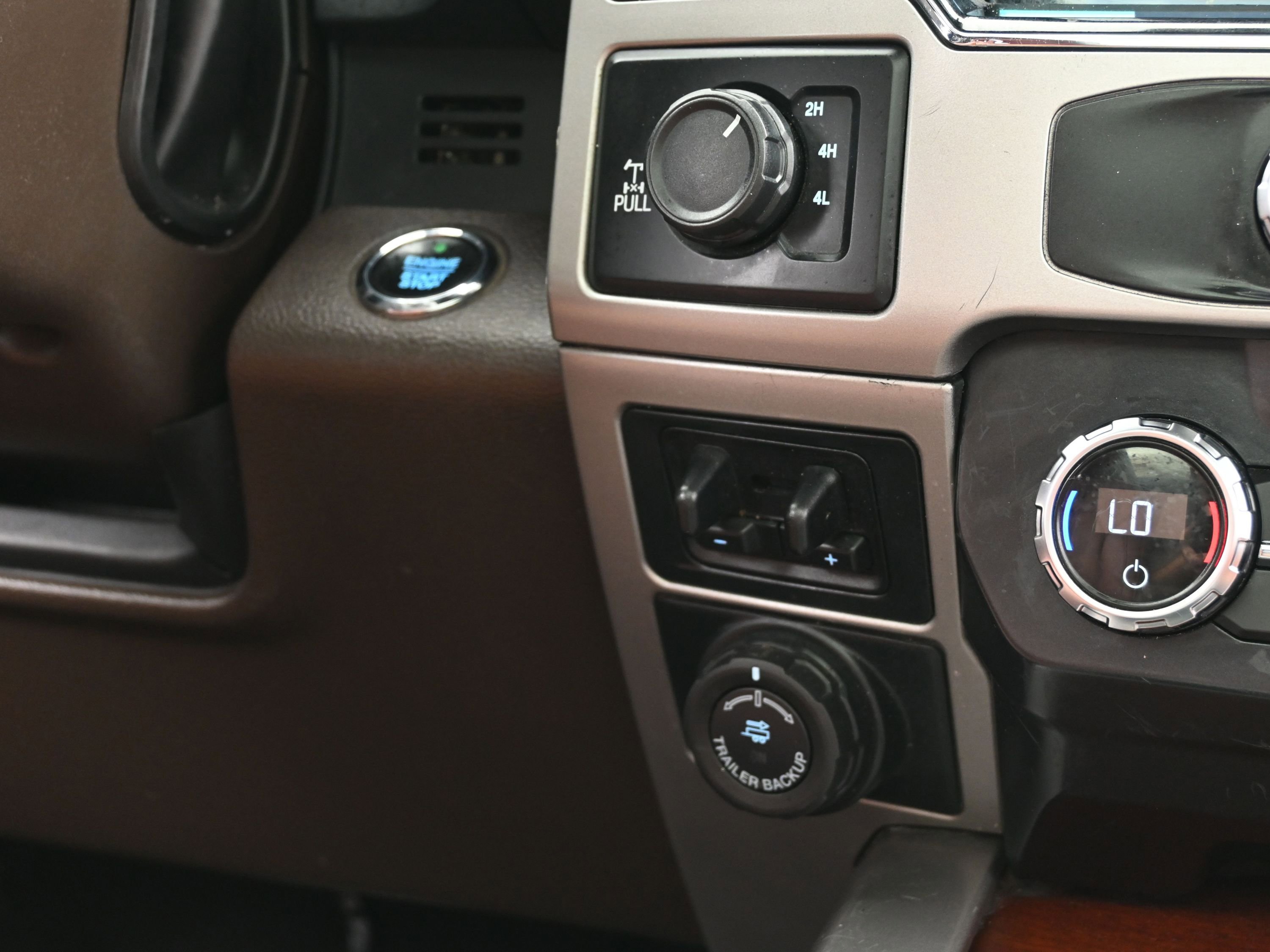 Used 2022 Ford F250 King Ranch w/ King Ranch Ultimate Package image 34