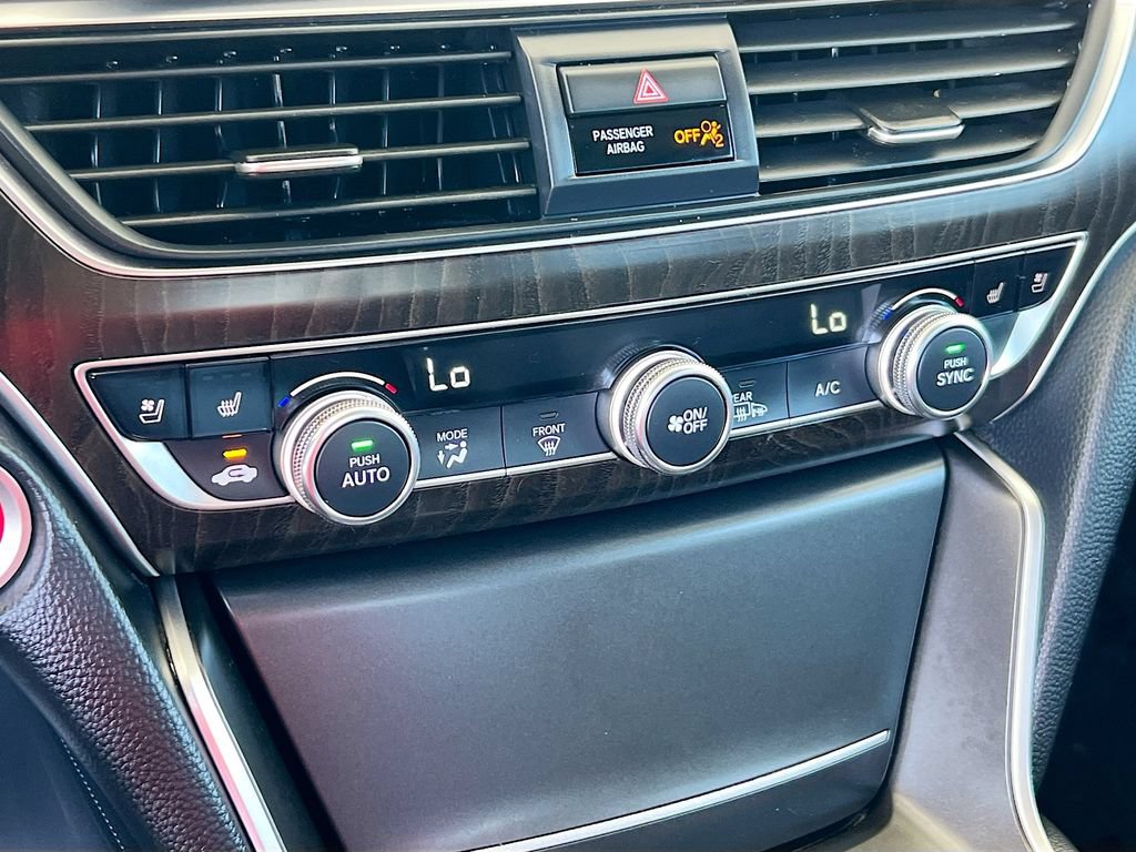 Used 2022 Honda Accord Touring image 16