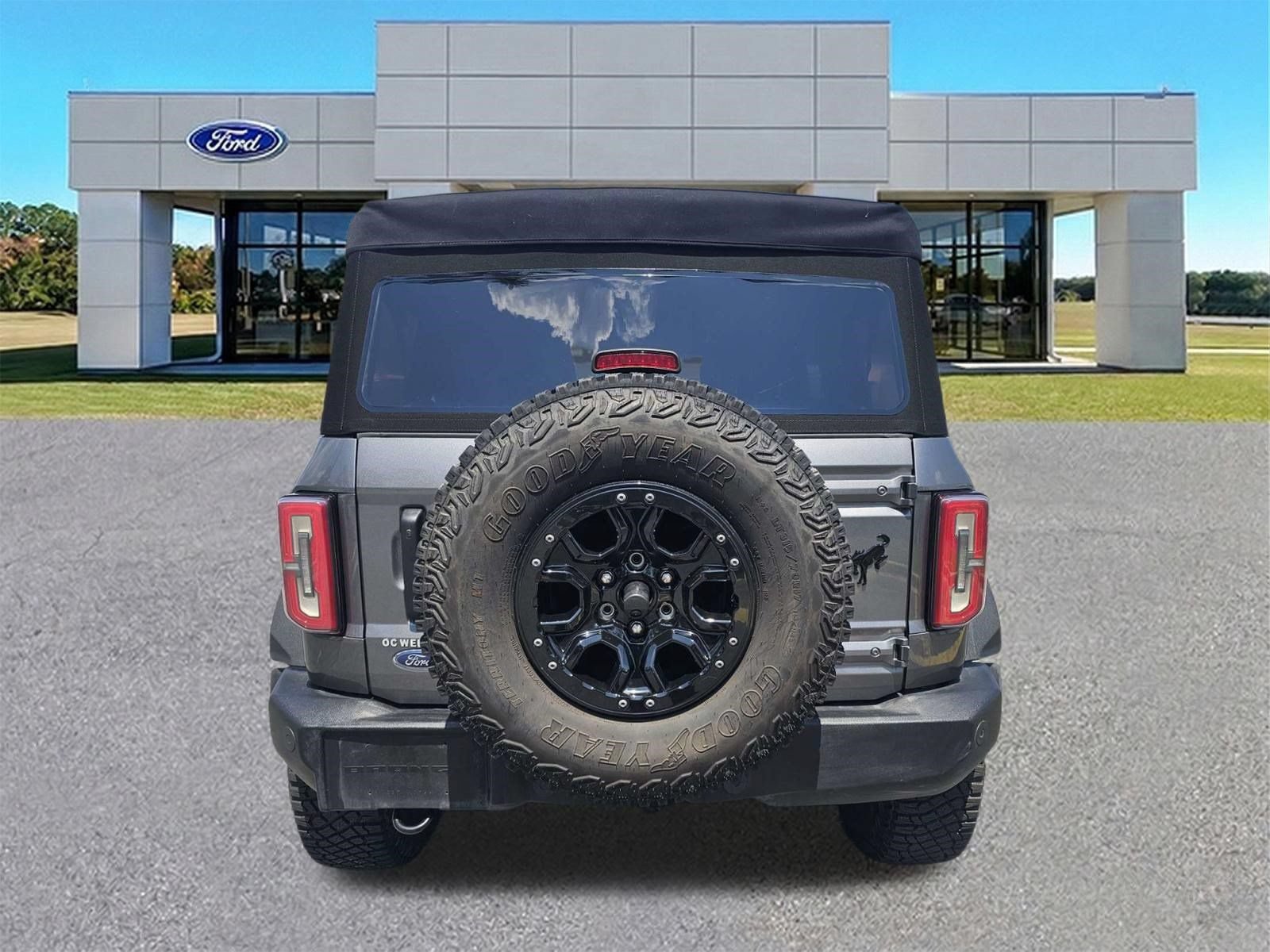 Certified 2022 Ford Bronco Wildtrak AWD/4WD image 5