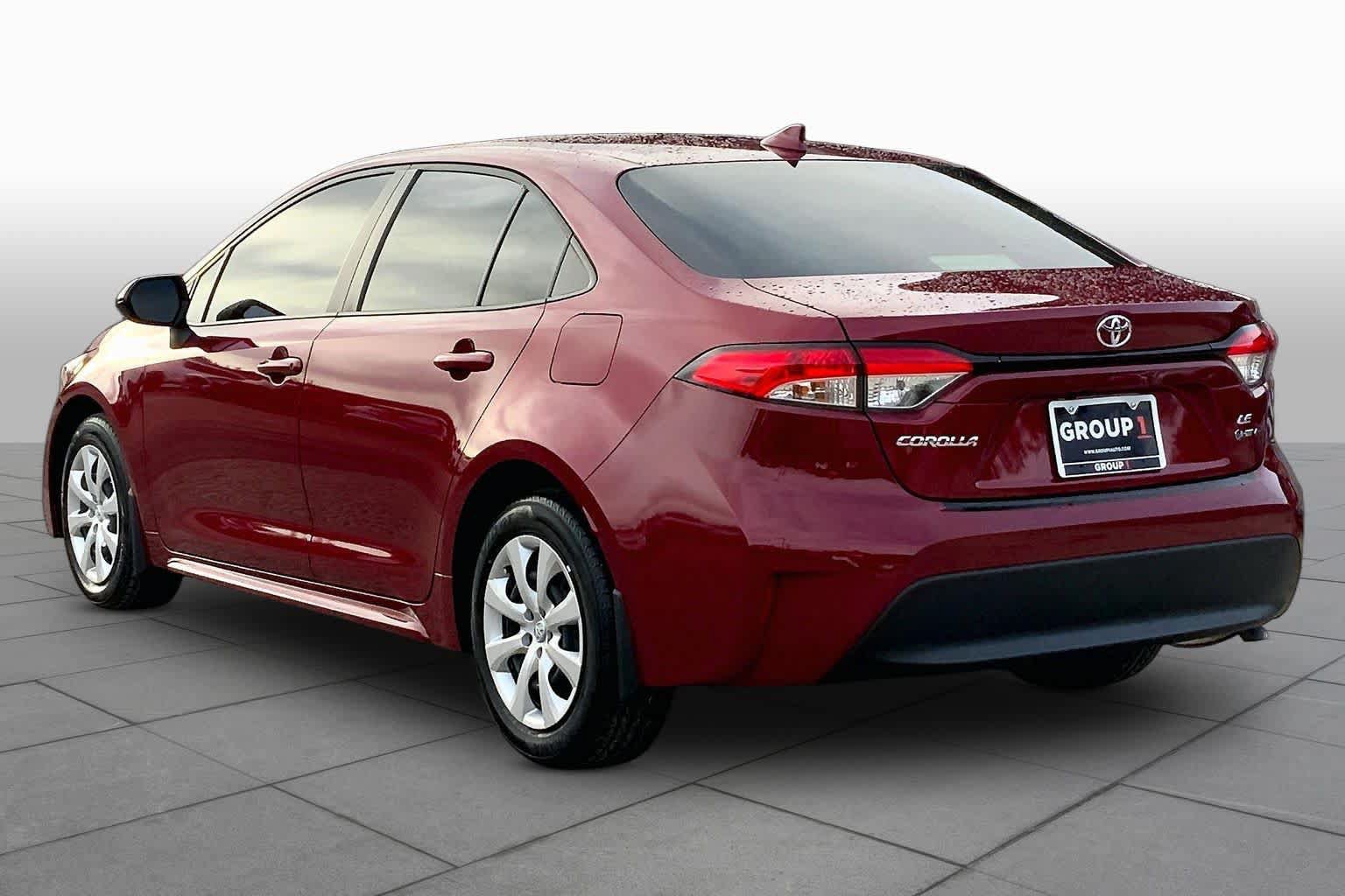 Used 2026 Toyota Corolla LE FWD image 12