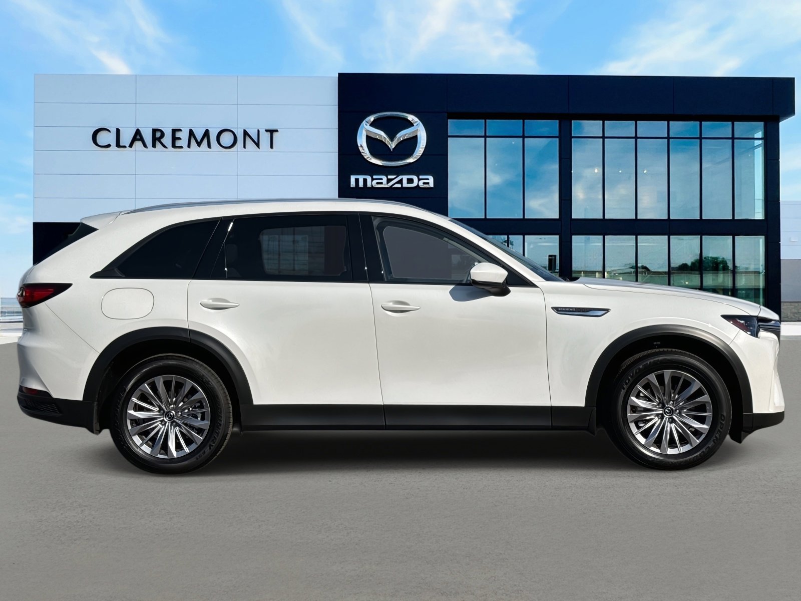 Used 2025 MAZDA CX-90 Plug-In Hybrid w/ Preferred image 3