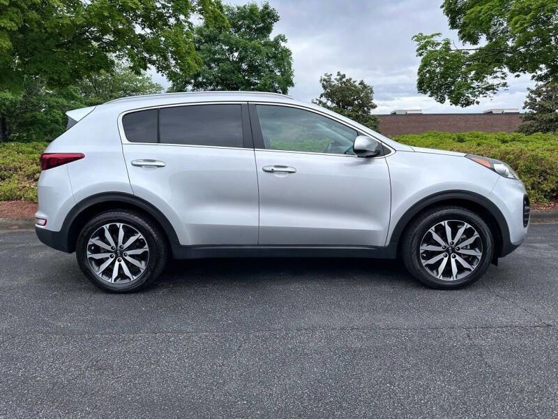 Used 2017 Kia Sportage EX image 5