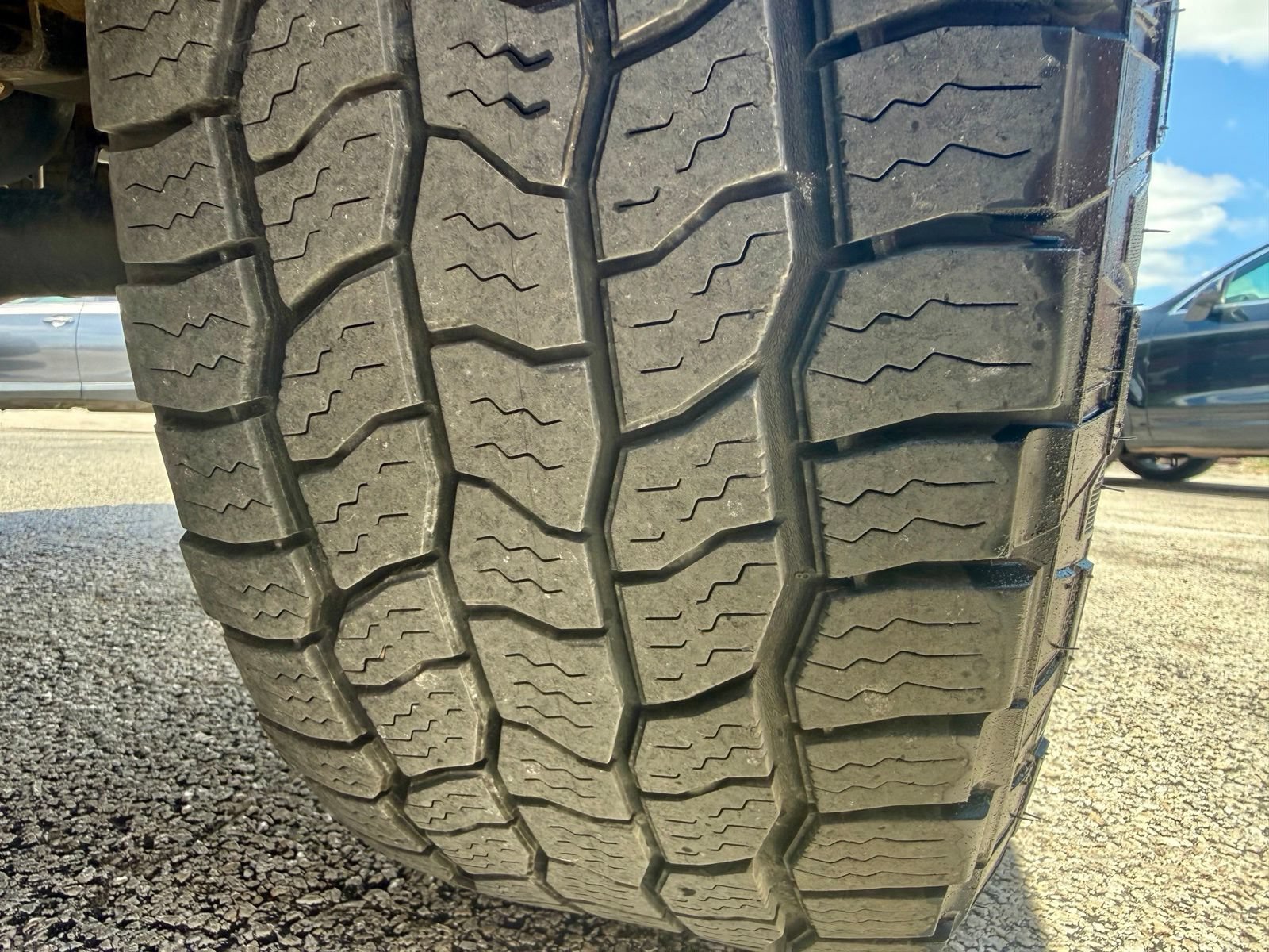 Used 2018 Toyota Tacoma SR5 AWD/4WD image 10