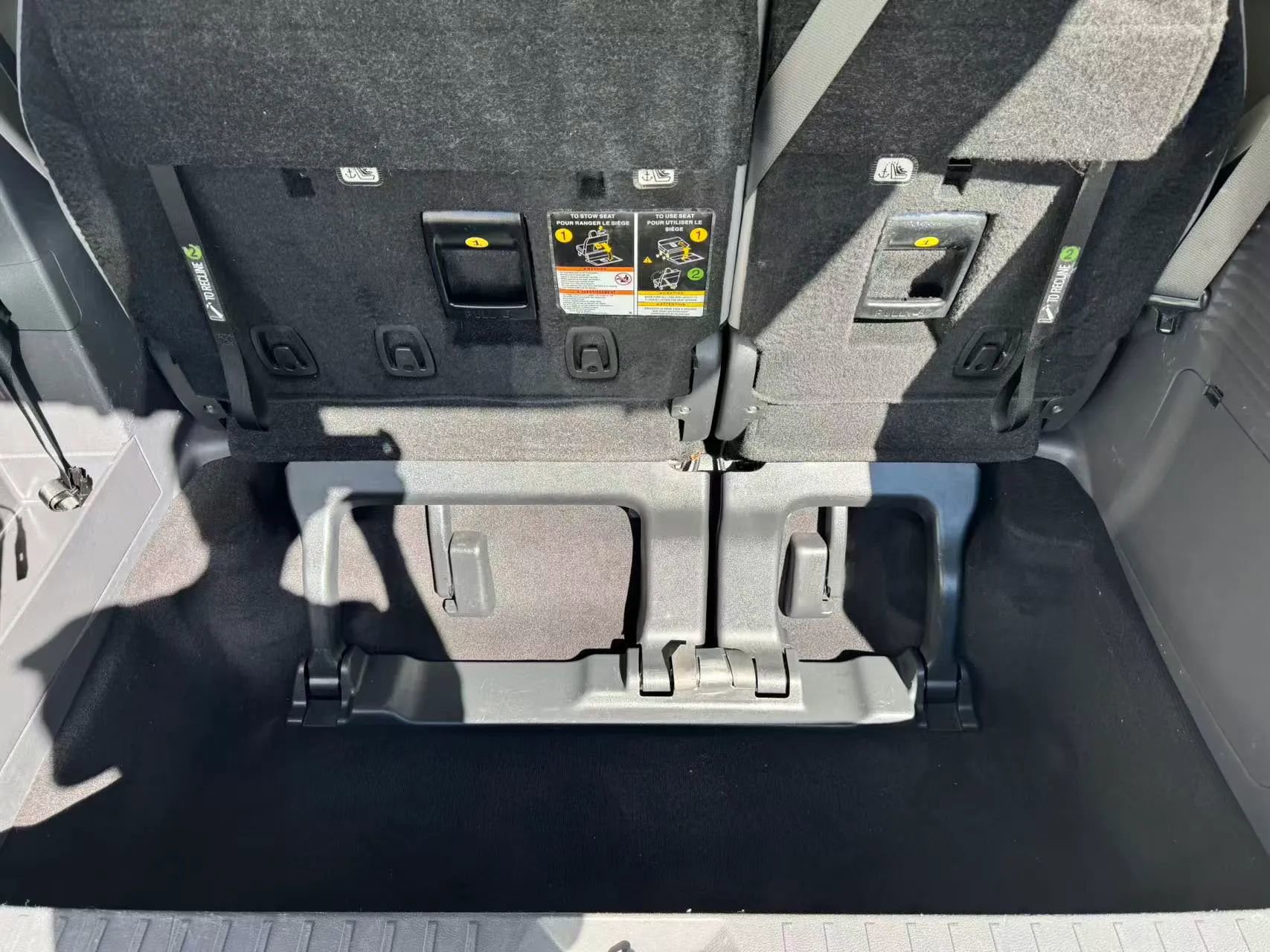 Used 2024 Toyota Sienna LE image 24