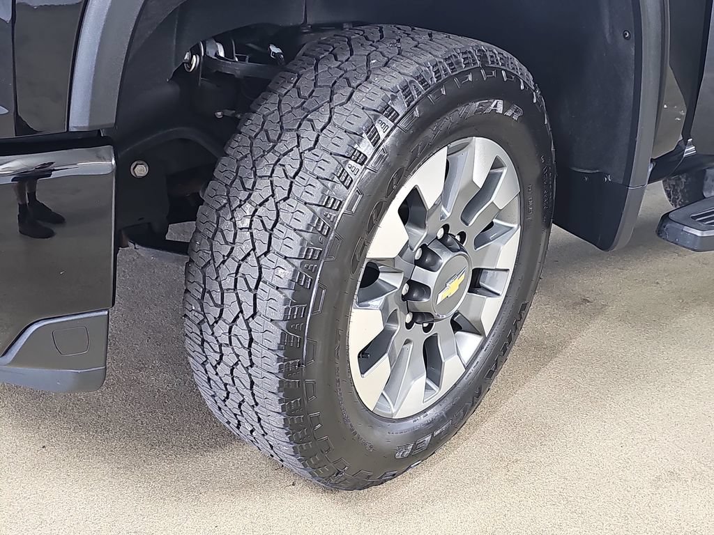 Certified 2025 Chevrolet Silverado 2500 Custom w/ Custom Value Package AWD/4WD image 36