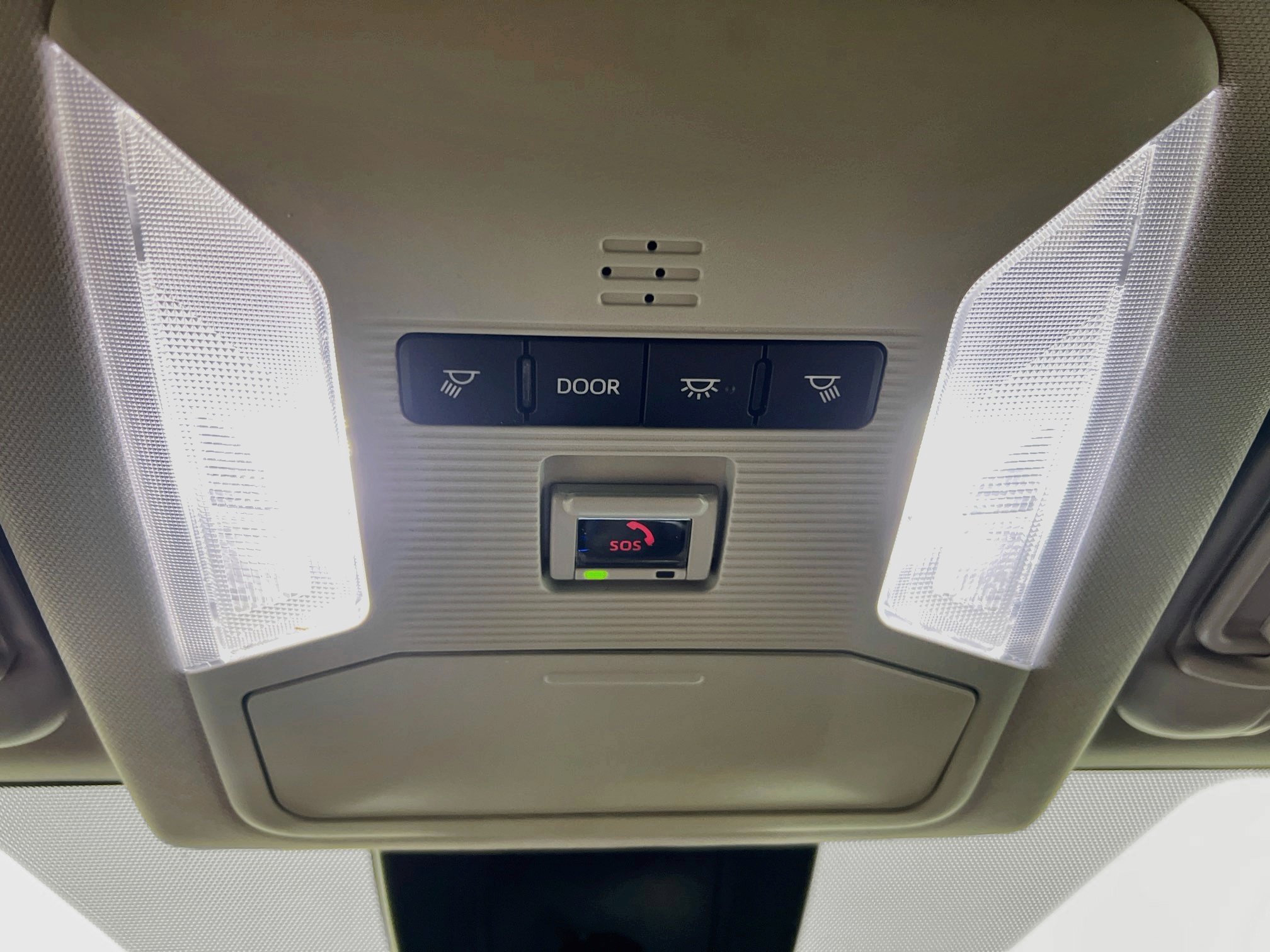 Used 2025 Toyota RAV4 XLE FWD image 21